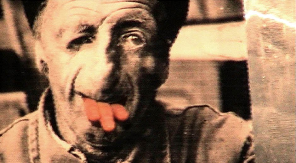 jeu : Maud Hufnagel,  © photo&nbsp;: Michael Facchin, Collection de l’art brut Lausanne